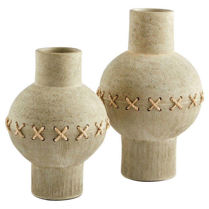 Cyan 11585 Vase, Grey