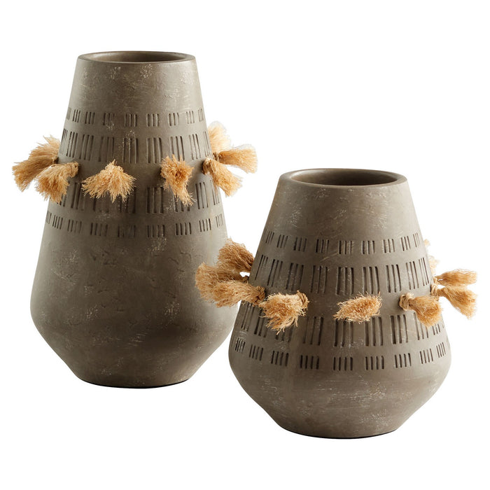 Cyan 11588 Vase, Textured Grey