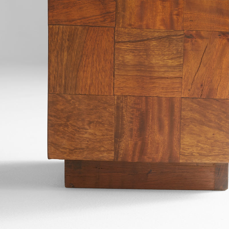 Cyan 11606 Pedestal, Oak
