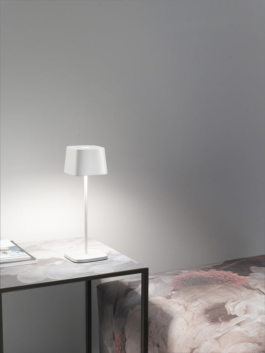 Zafferano LD0870B4 LED Table Lamp, White