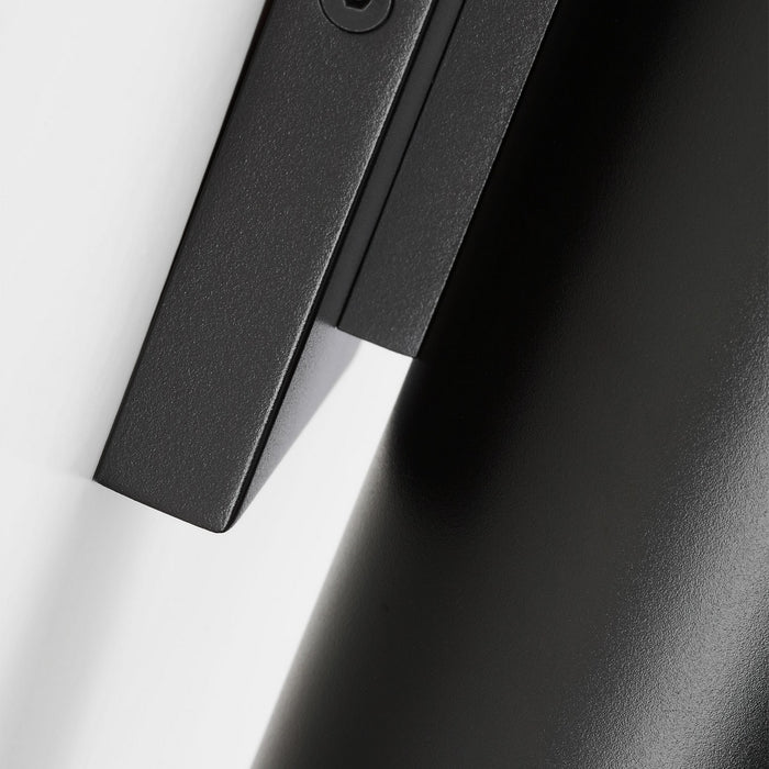 Visual Comfort Modern SLOWS28927B LED Outdoor Wall Mount, Black