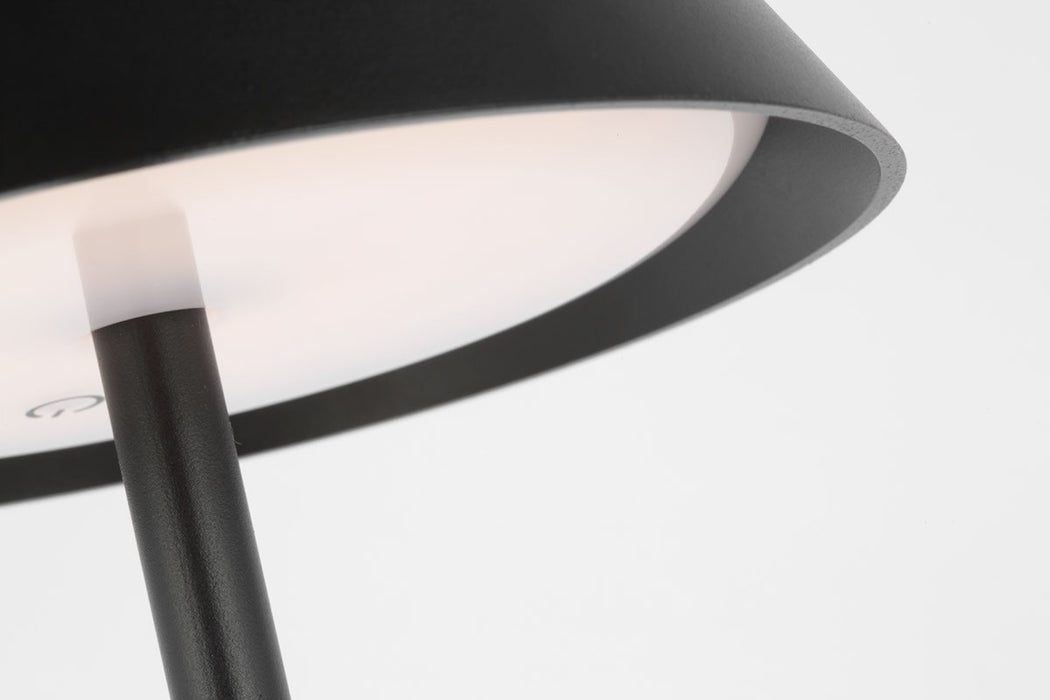 Visual Comfort Modern SLFL53627B LED Floor Lamp, Black