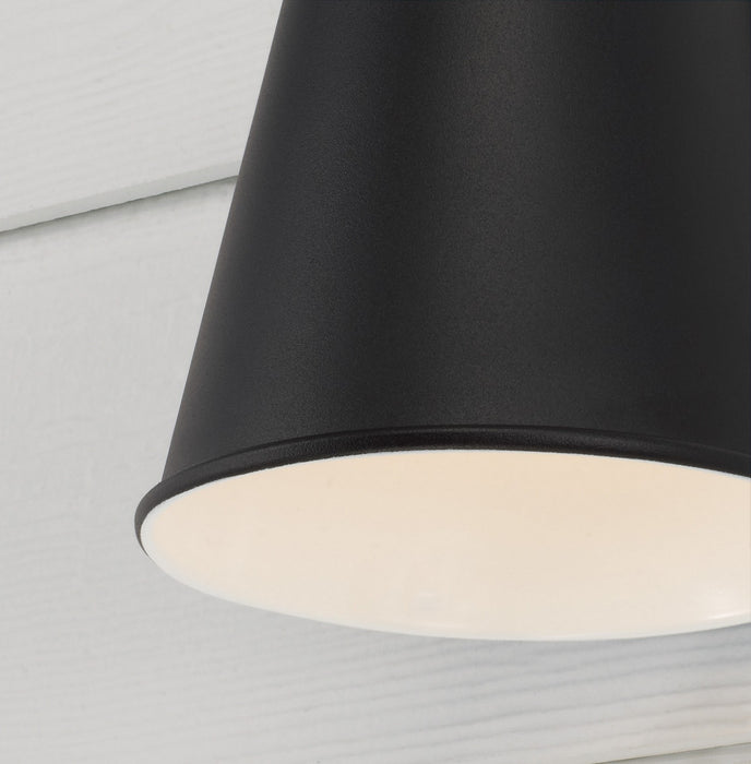 Capital Lighting 955111BK One Light Outdoor Wall Lantern, Black